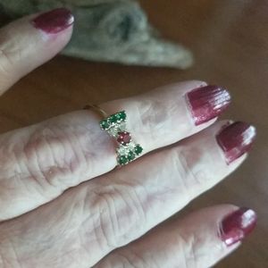 Christmas Bow Size 4